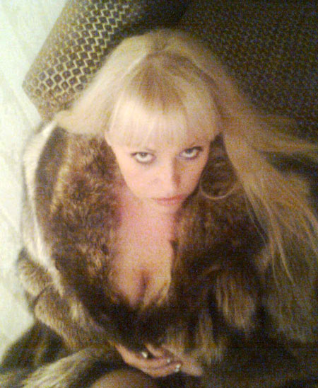 youngrussiawomen.com - hot beautiful woman