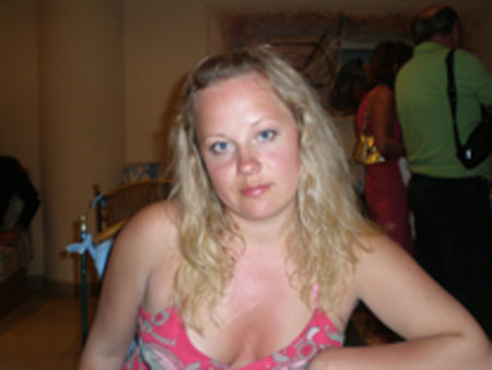 pics of pretty woman - youngrussiawomen.com