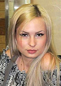 youngrussiawomen.com - very pretty girl